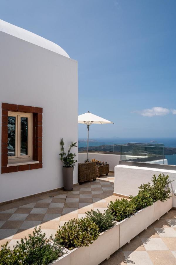 Vacay Suites ฟิรอสเตฟานี ภายนอก รูปภาพ